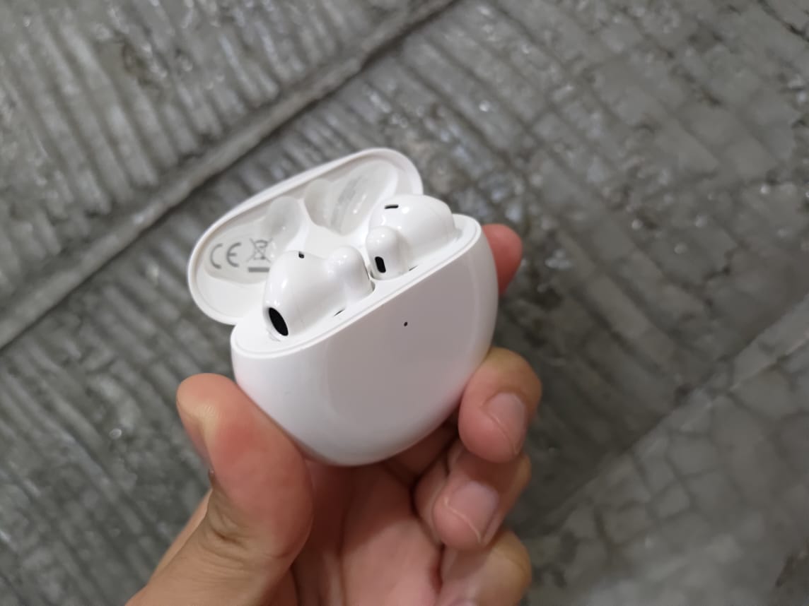 Review Huawei FreeBuds 4, Kualitas Premium Didukung ANC Canggih