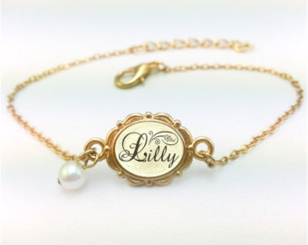 Apa yang Perhiasan Katakan Tentang Anda?