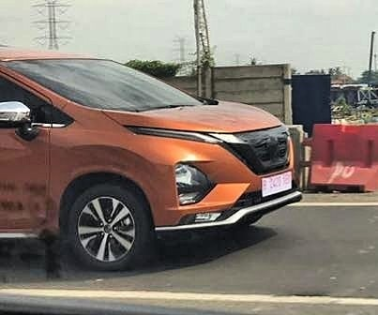 Kembaran Xpander dari Nissan Berani 'Jalan-jalan'