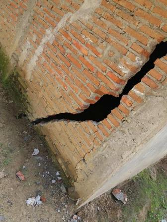 Tanah Retak, Ratusan Warga Desa Dayakan-Ponorogo Diungsikan