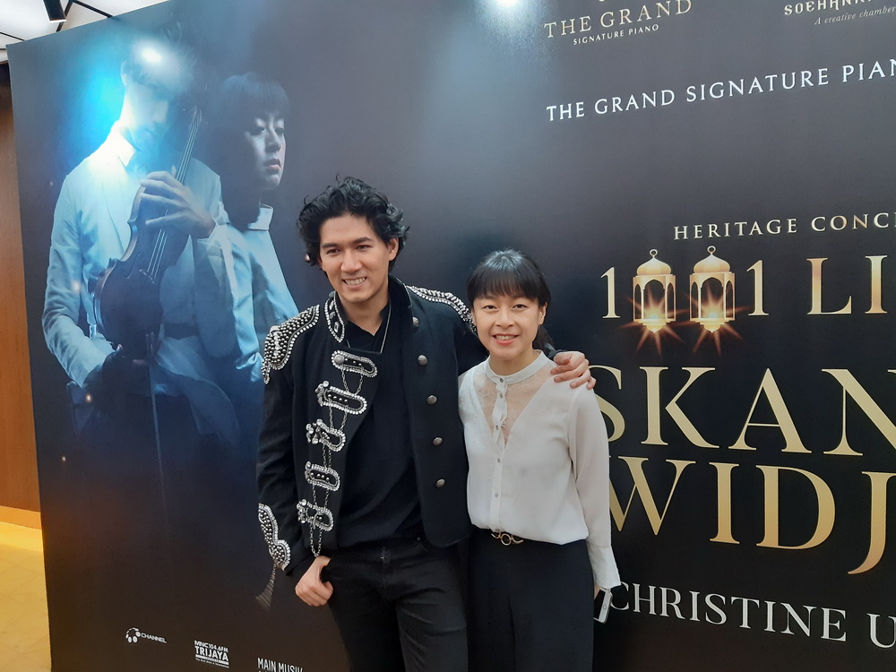 Sensasi Bermeditasi di Konser 1001 Lights Iskandar Widjaja