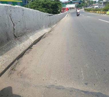 Flyover Cibodas Tangerang Retak