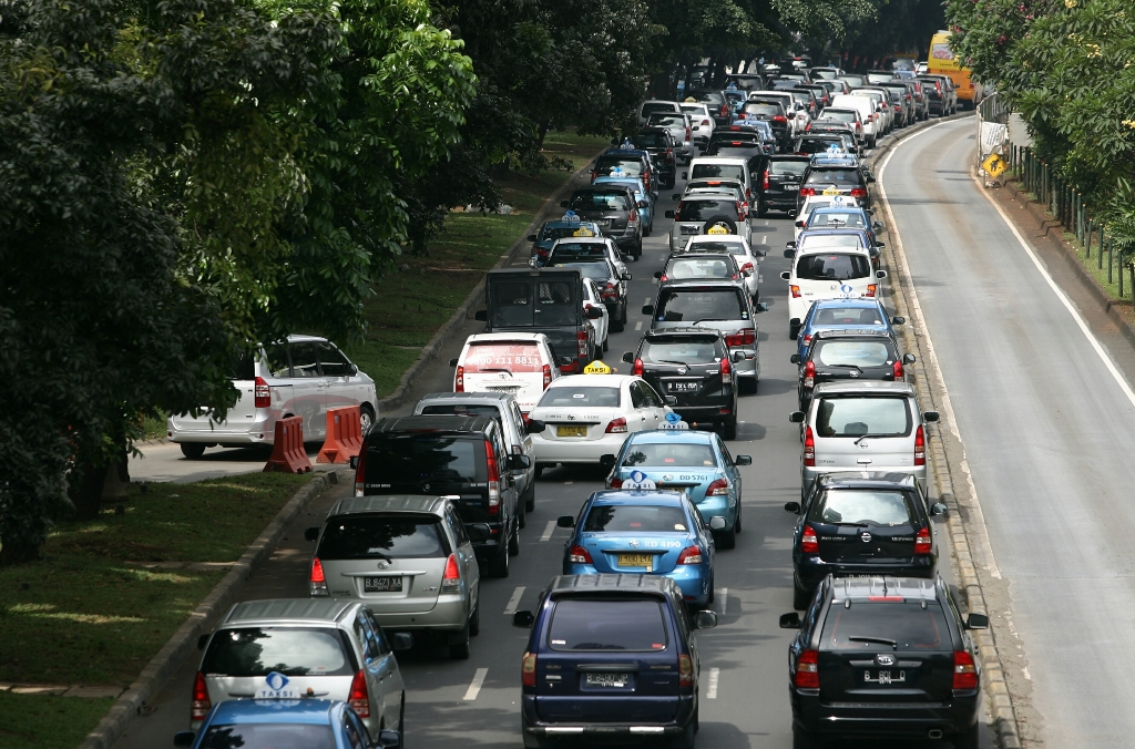 Sistem Ganjil Genap Diprediksi Kurangi 20-30% Kemacetan di Jalan Protokol