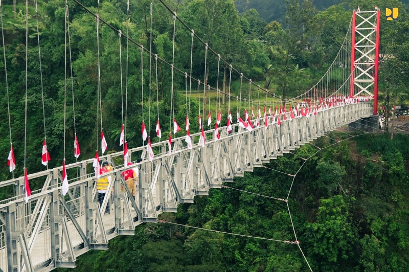 Begini Penampakan Jembatan Gantung Girpasang di Klaten Senilai Rp3,2 Miliar