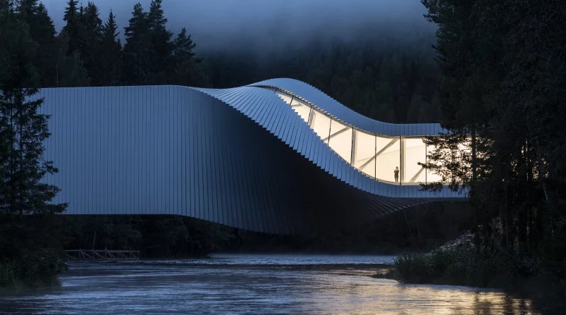 The Twist, Jembatan Meliuk dengan Museum di Dalamnya