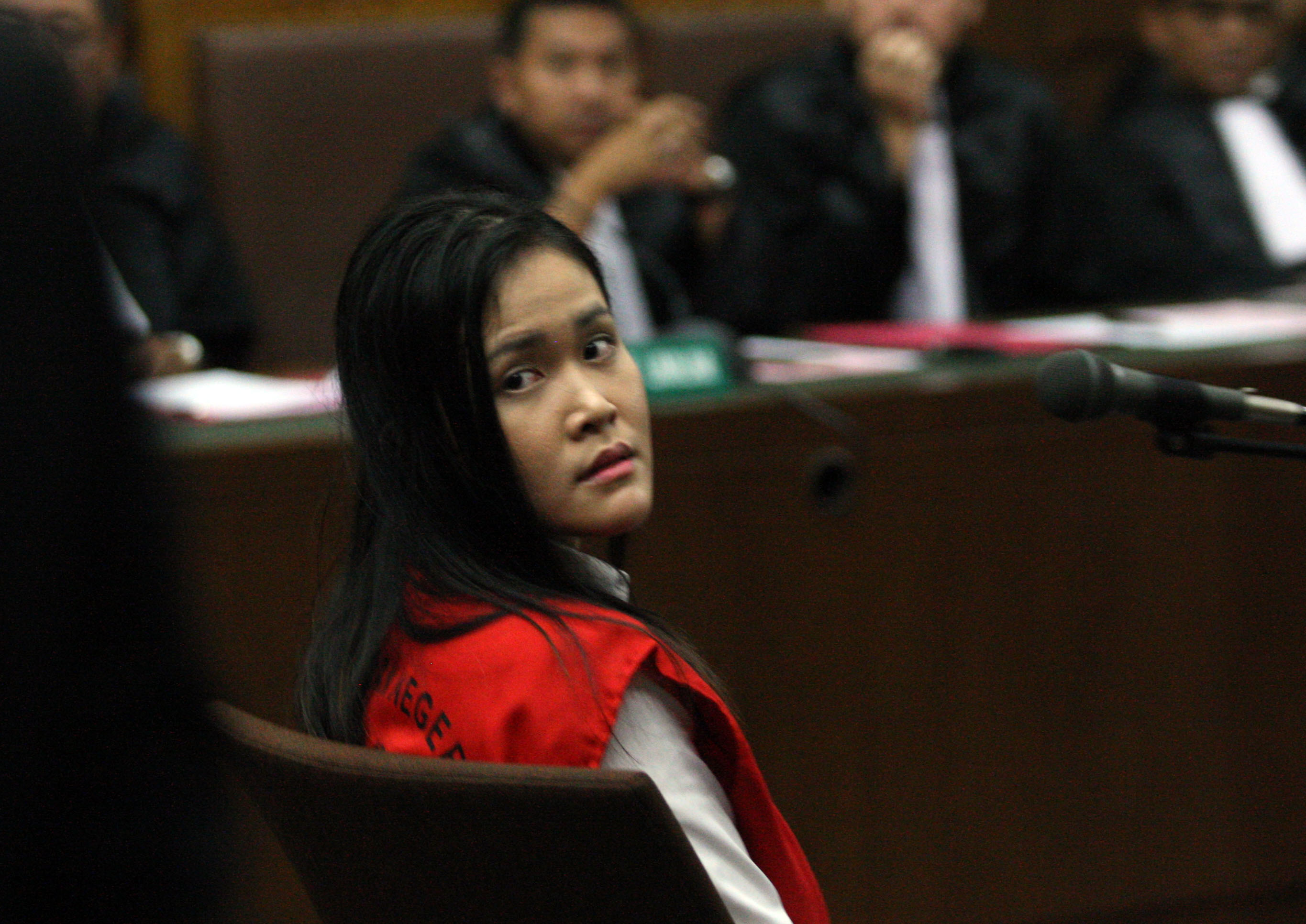 Detik-Detik Tewasnya Mirna