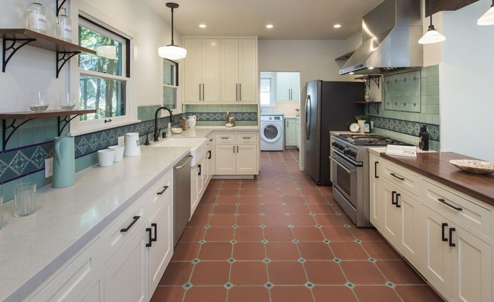 John Cho Beli Vila Berusia Ratusan Tahun Seharga Rp52 Miliar