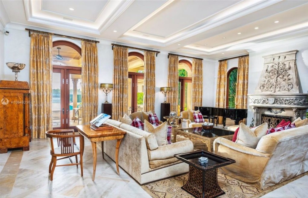 Intip Mewahnya Rumah Jennifer Lopez Seharga Rp590 Miliar