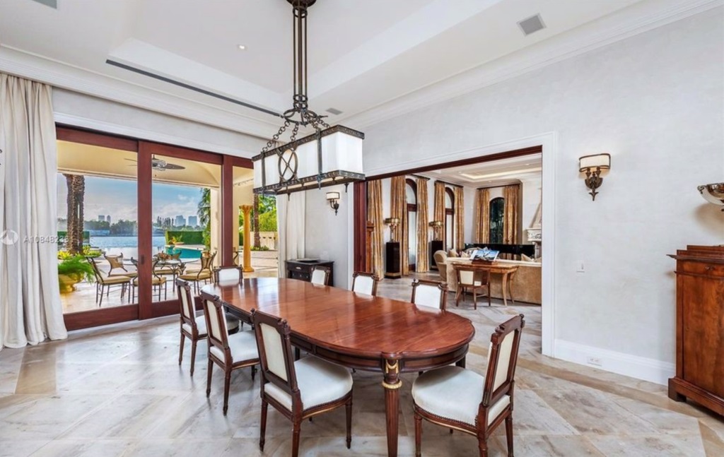Intip Mewahnya Rumah Jennifer Lopez Seharga Rp590 Miliar