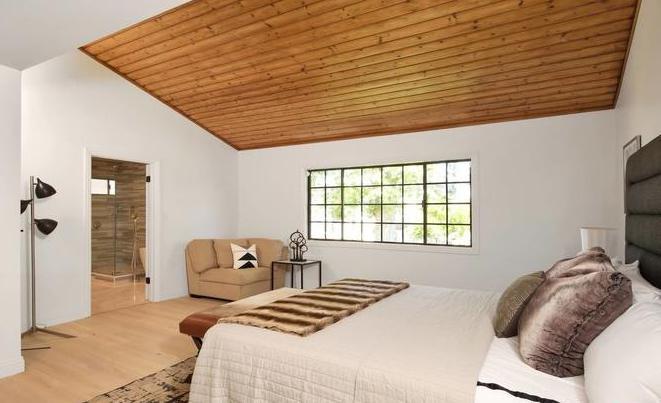 Jennifer Lopez Beli Rumah Sederhana di Los Angeles