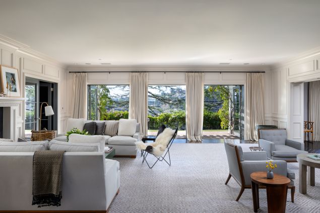 Jodie Foster Jual Rumah 'Tersembunyi' di Beverly Hills
