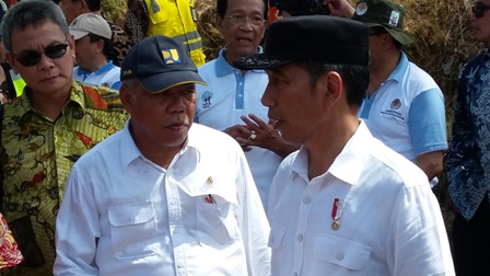 Jokowi: Perbaikan Jembatan Bonjing harus Selesai Tiga Bulan