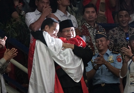 Ajaran Politik Sejuk dari Pencak Silat