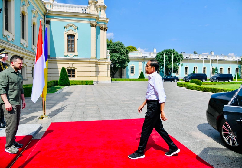 Jokowi Diberikan Persiapan Matang saat Bertemu Zelensky