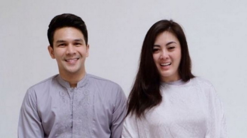 Belasan Artis Indonesia Bercerai di 2022, Ada yang Cuma Dua Hari Menikah