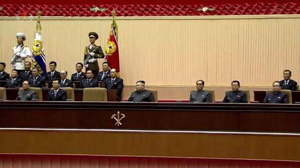 Kim Jong-un Terekam Tertidur saat Rapat Besar