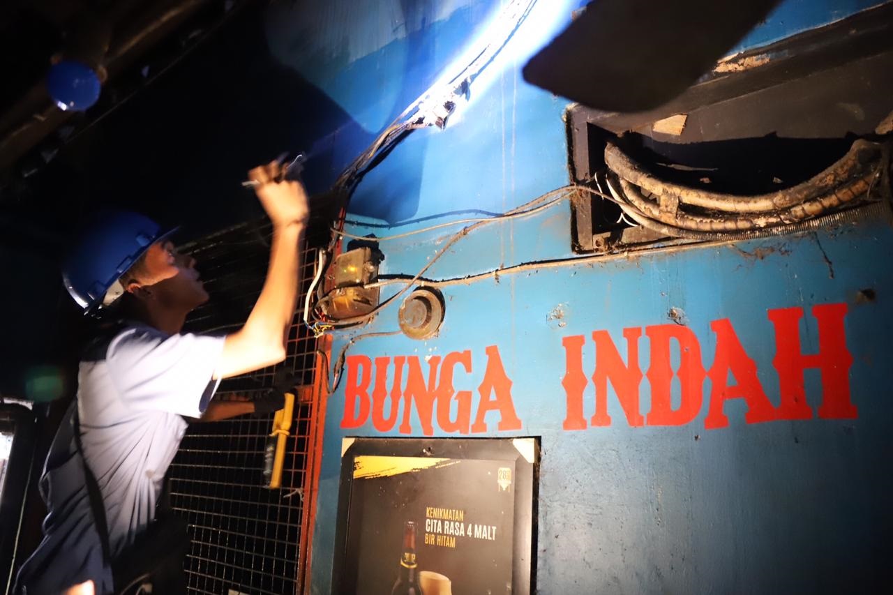42 Kafe Ilegal di Penjaringan Disegel