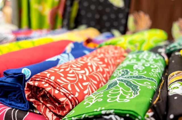 Kemenparekraf Ajak Pelaku Ekonomi Kreatif Produksi Masker Kain