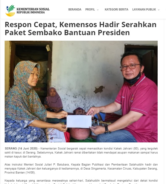 [Cek Fakta] Kakek di Serang Makan Kapuk Bantal karena Kelaparan di Tengah Pandemi? Cek Faktanya