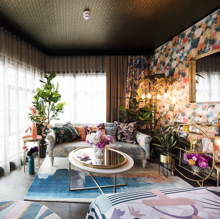 Unik, Hotel Ini Punya Dekorasi Kamar Nyentrik