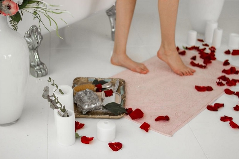 6 Cara Mudah Buat Kamar Mandi Bersih Lebih Lama