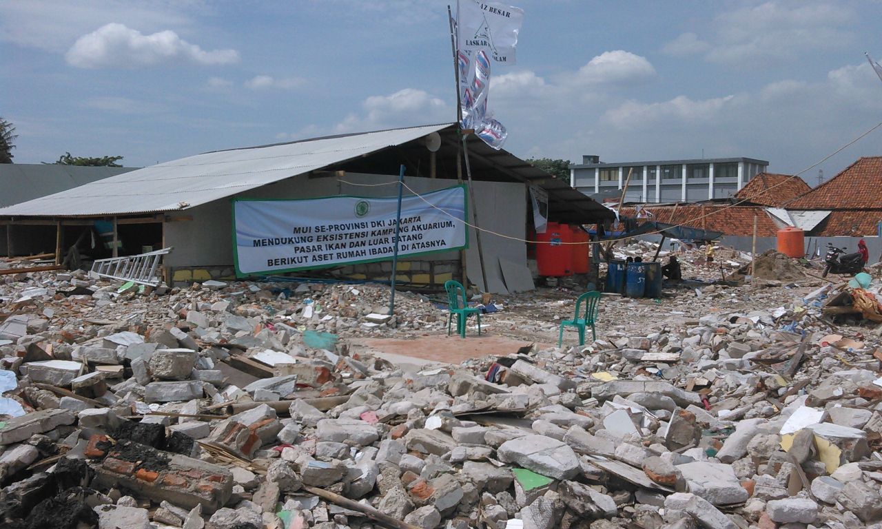 Ada Pemasok Nasi Bungkus untuk Warga Akuarium