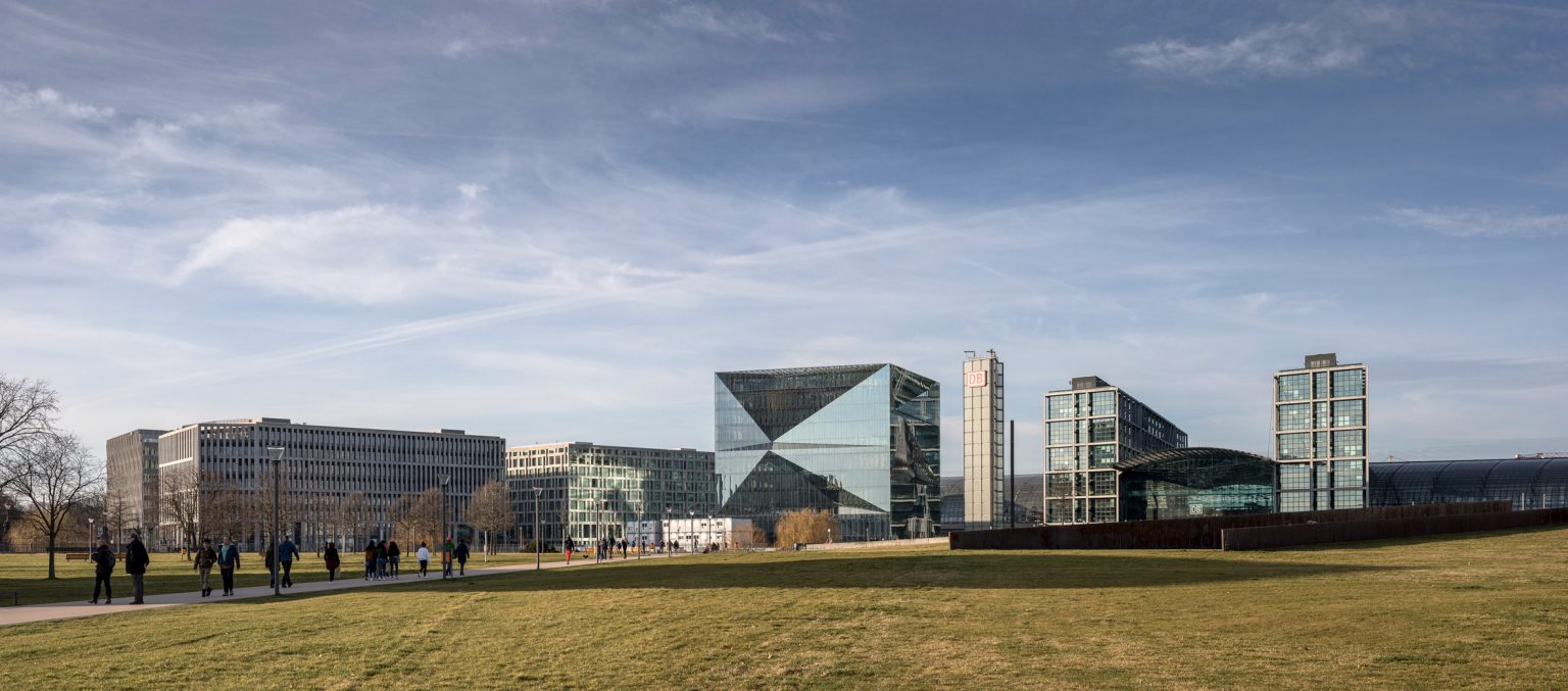 Perkantoran Hemat Energi di Berlin Berbentuk Kubus
