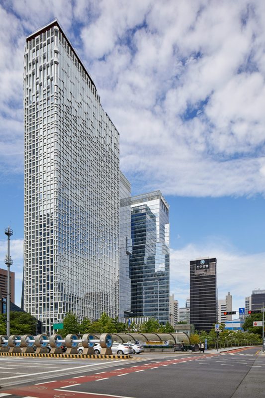 Gedung Perkantoran Di Seoul Yang Ramping Dan Anti Panas