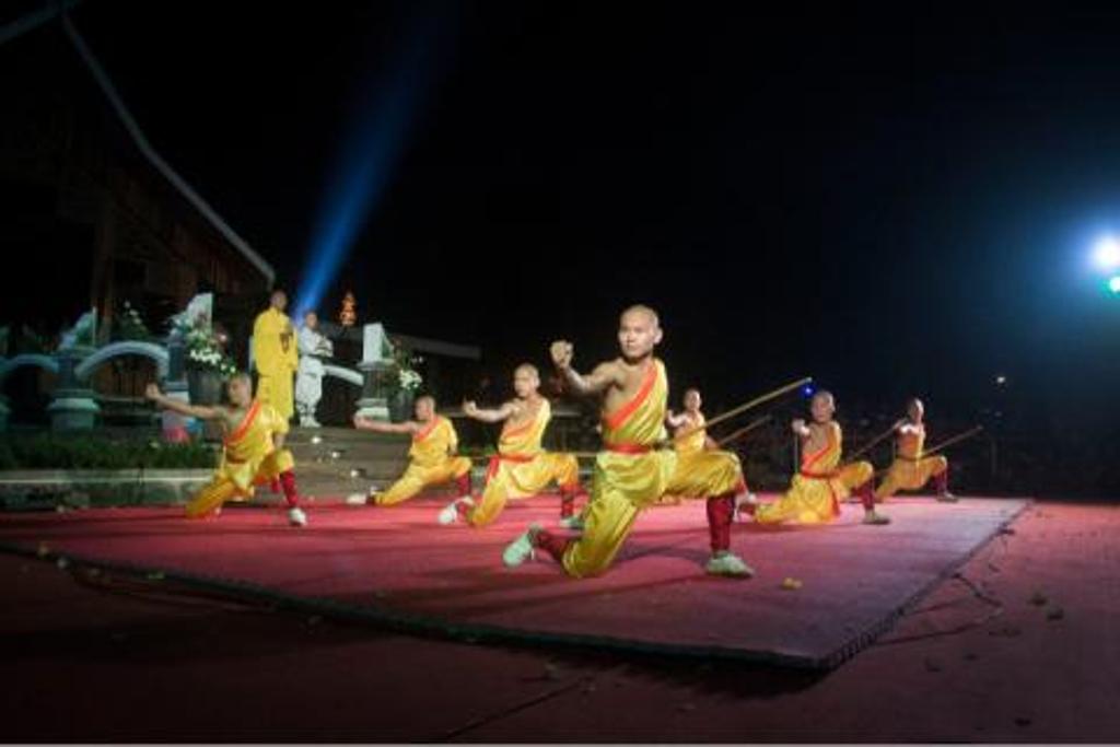 Karnaval World Ethnic Festival Tutup Rangkaian Hari Jadi Purwakarta