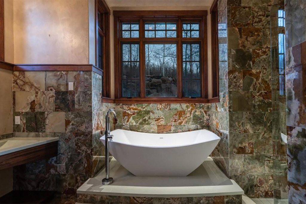 Pasangan Selebritas Ini Jual Properti Rp56 Miliar