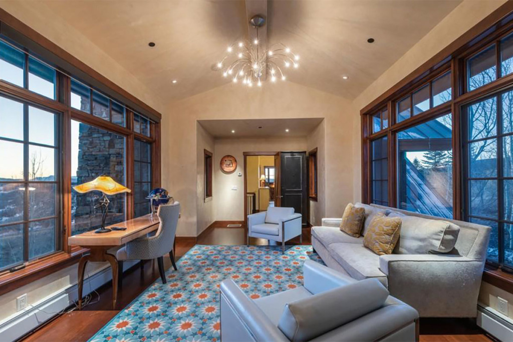 Pasangan Selebritas Ini Jual Properti Rp56 Miliar