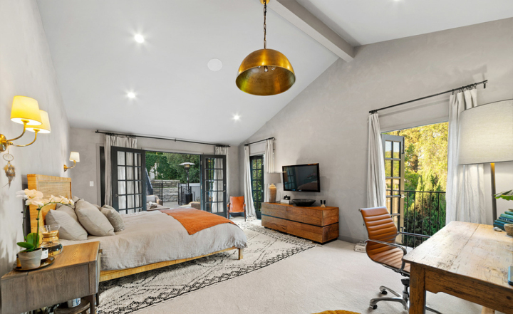 Rumah Aktor Grey's Anatomy Dijual Rp71 Miliar