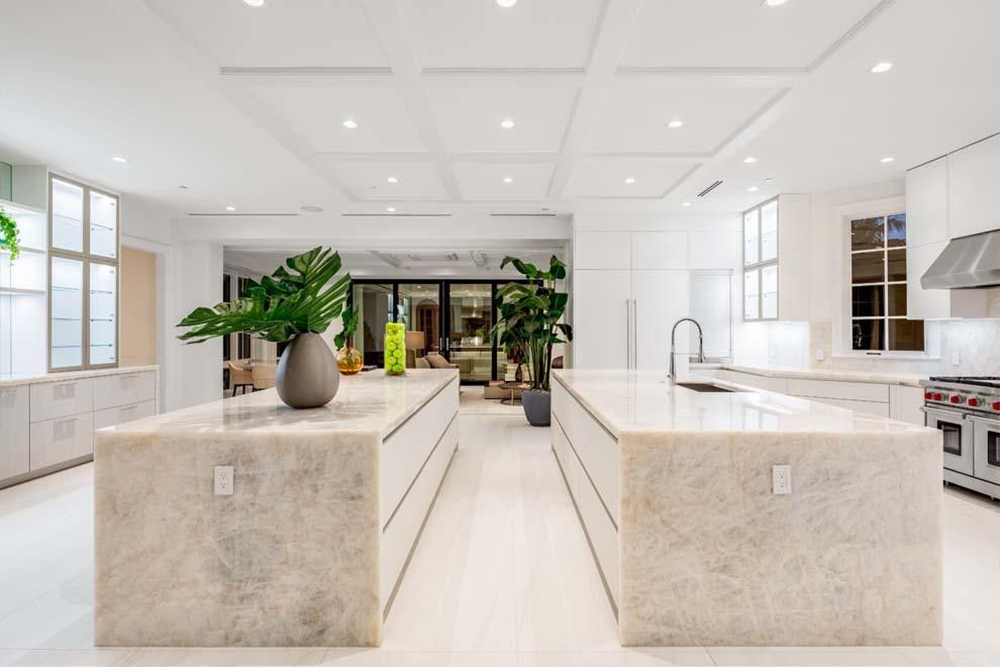 Aktor Grown Ups Beli Rumah Pantai Rp195 Miliar