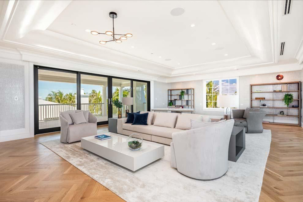 Aktor Grown Ups Beli Rumah Pantai Rp195 Miliar