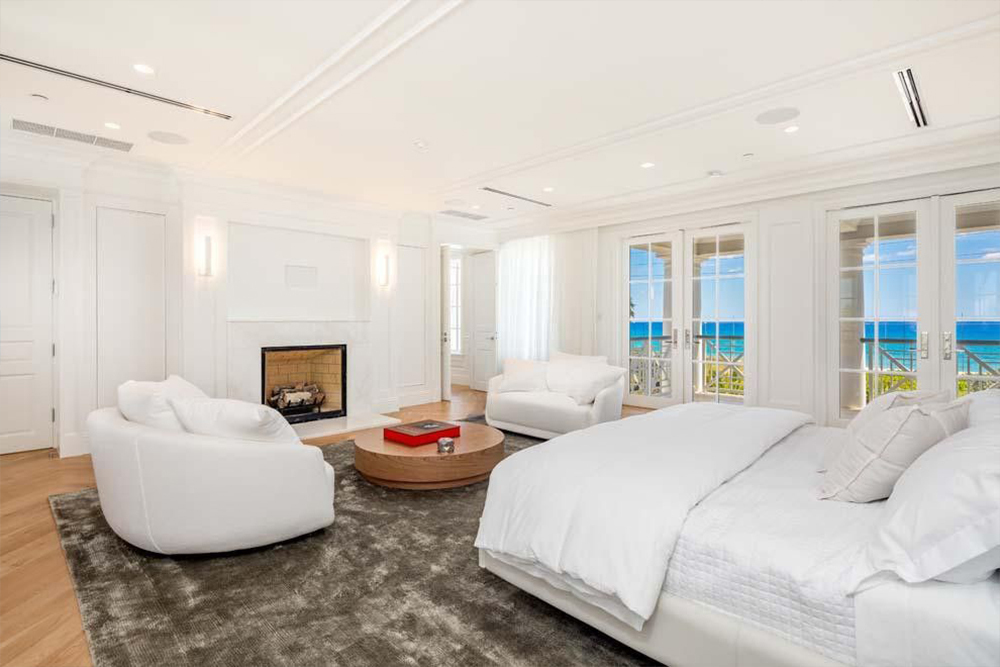 Aktor Grown Ups Beli Rumah Pantai Rp195 Miliar