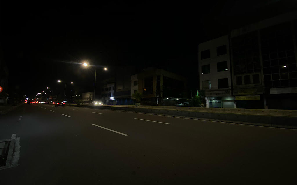 Malam Takbiran Lengang di Jakarta