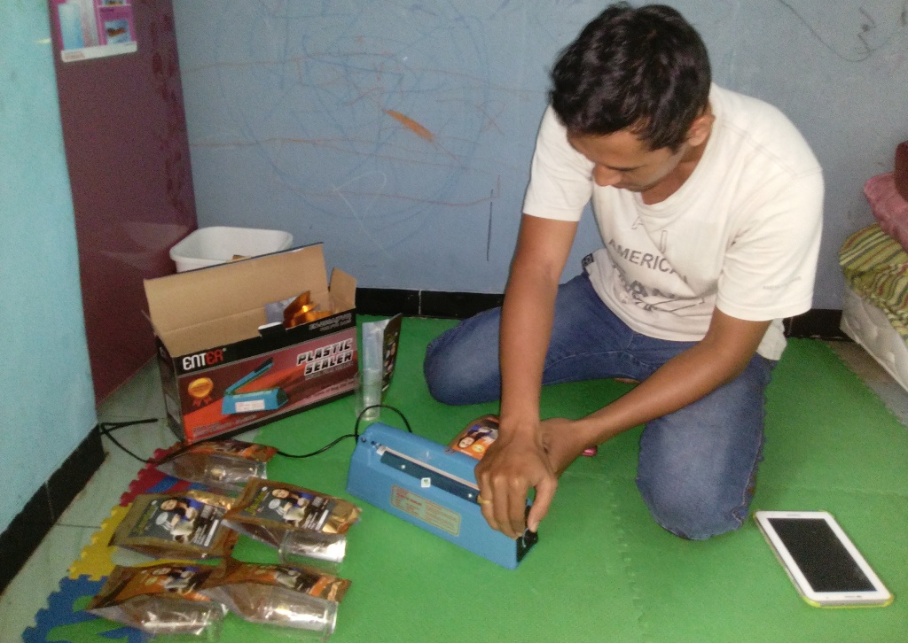 Kopi Berlabel Wajah Jessica Beredar di Surabaya