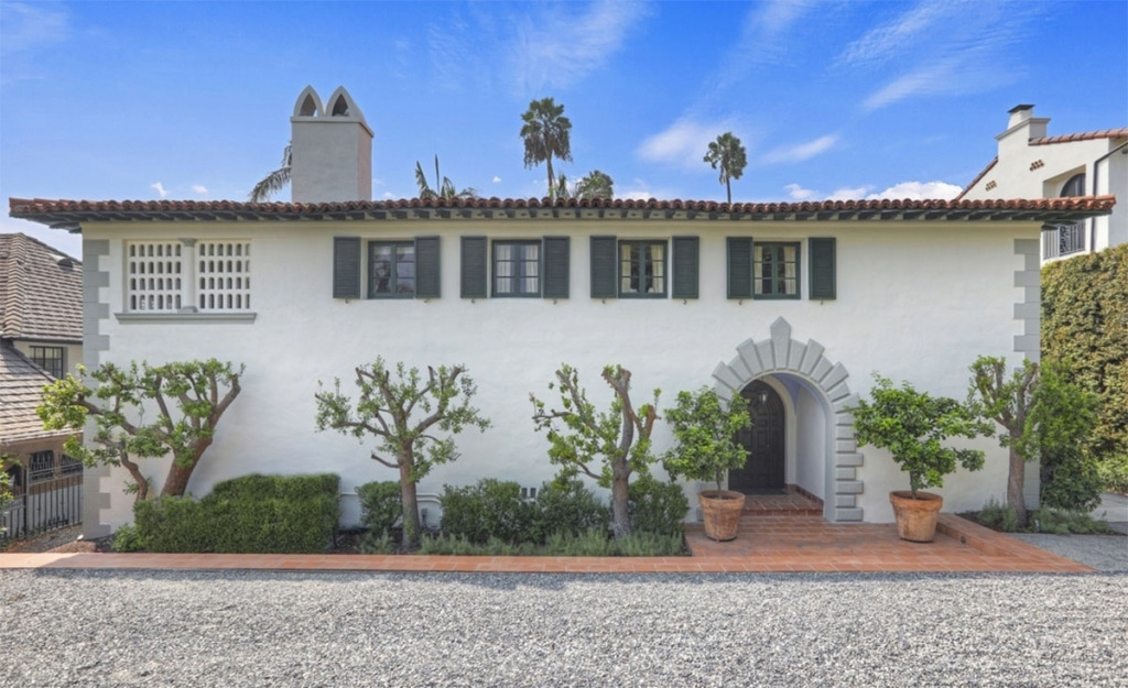 Kristen Stewart 'Berburu' Rumah Baru Seharga Rp84 Miliar