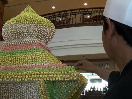 Kue Kancing Berbentuk Miniatur Masjid Ikut Semarakkan Ramadan