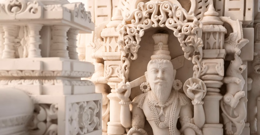 Neasden Temple, Kuil Hindu Pertama di Eropa