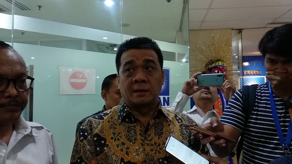 Riza Patria Sowan ke NasDem