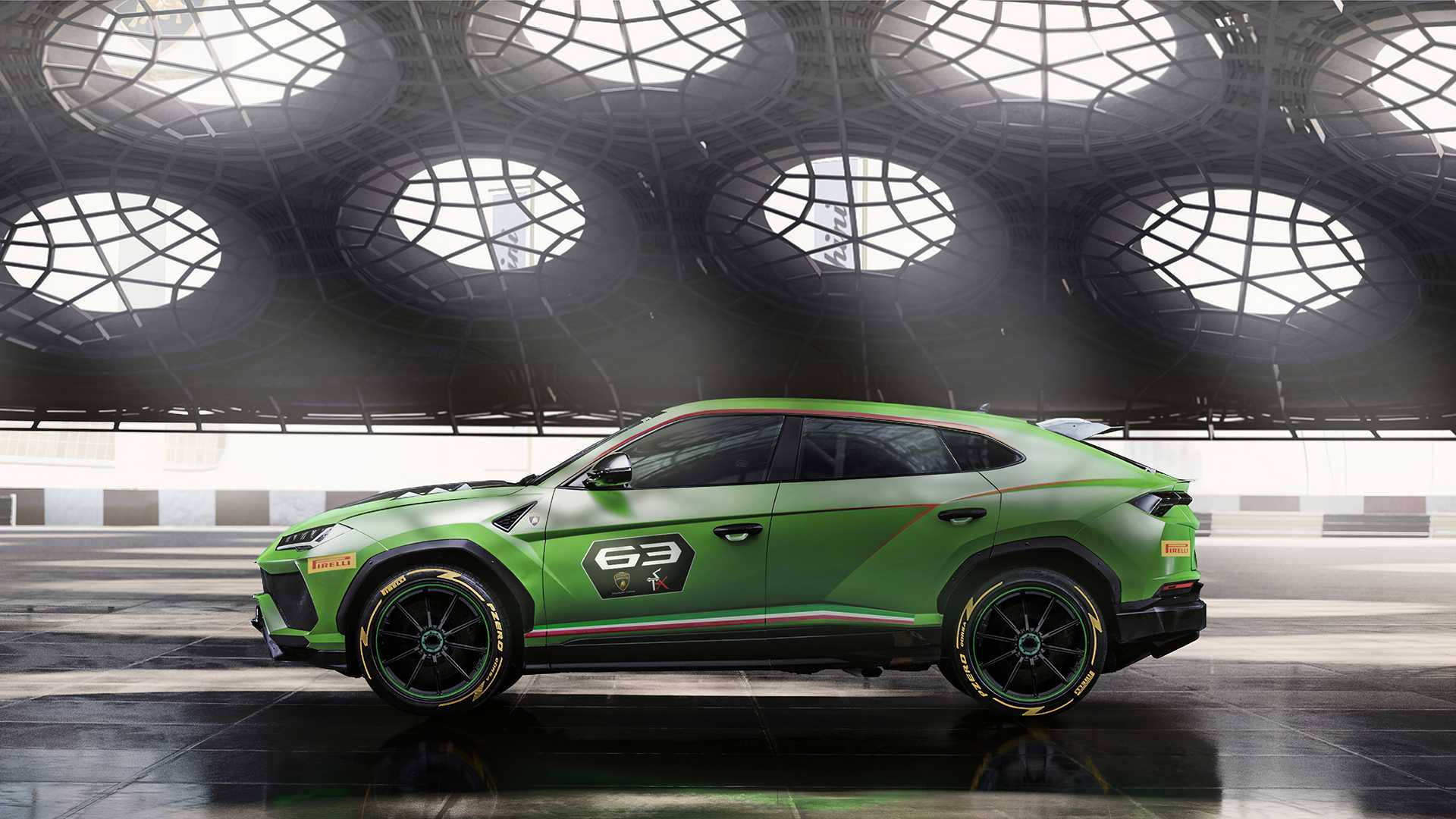 Diet Lamborghini Urus untuk Berlaga di Lintasan Balap