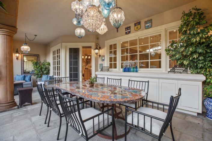 Larry King Jual Rumah Seharga Rp212 Miliar