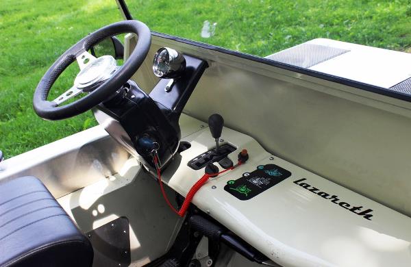 Mini Moke Lazareth, Imut di Darat & Jaya di Laut