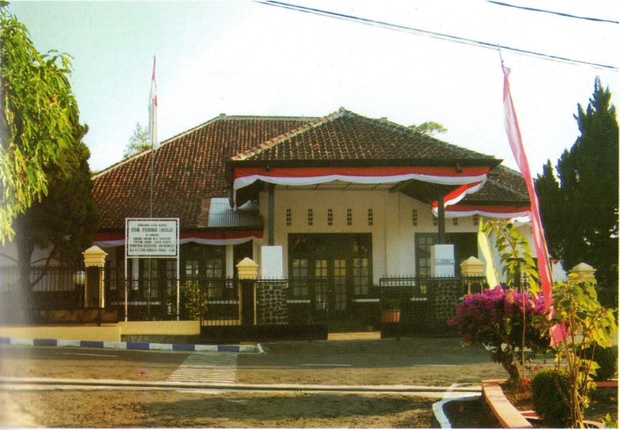 4 Bangunan Bergaya Kolonial yang Jadi Saksi Kemerdekaan