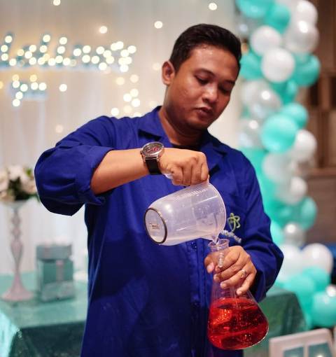 Berteman dengan Ilmu Pengetahuan Sejak Dini