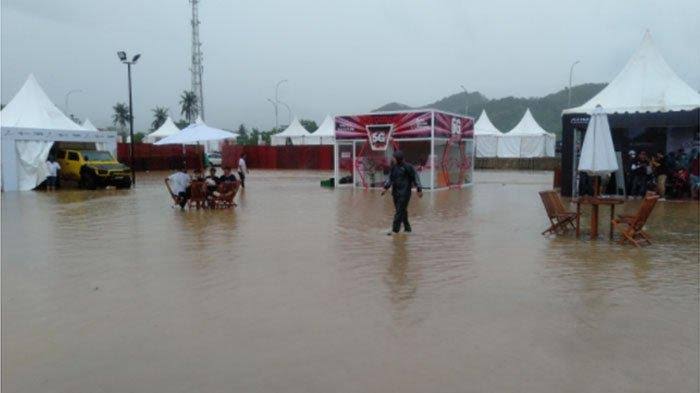 Genangan air di sekitar sirkuit Mandalika. foto: Twitter