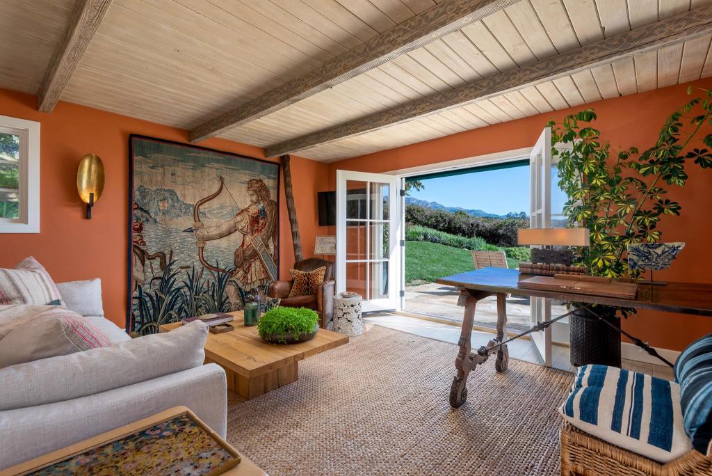 Pindah Rumah, Maria Sharapova Beli Properti Senilai Rp126 Miliar