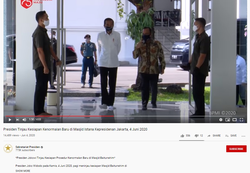 [Cek Fakta] Foto Penampakan Presiden Jokowi Gunakan Sepatu di Dalam Masjid? Ini Faktanya