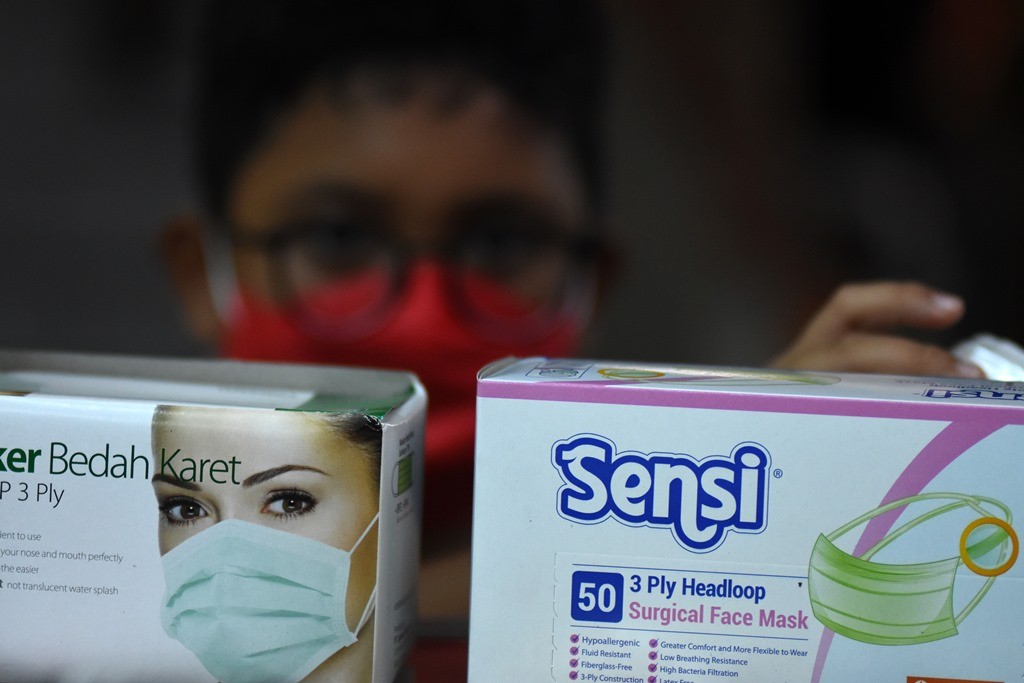 Menkes Sebut Orang Sehat Tak Perlu Masker